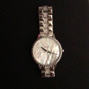 Nixon Kensington watch